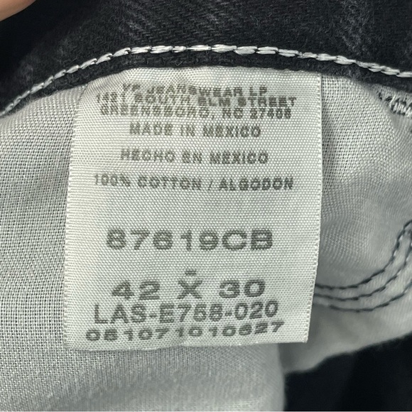 Rustler, Relaxed Fit Black Jeans. Size 42x30. In excellent condition! - Picture 5 of 6